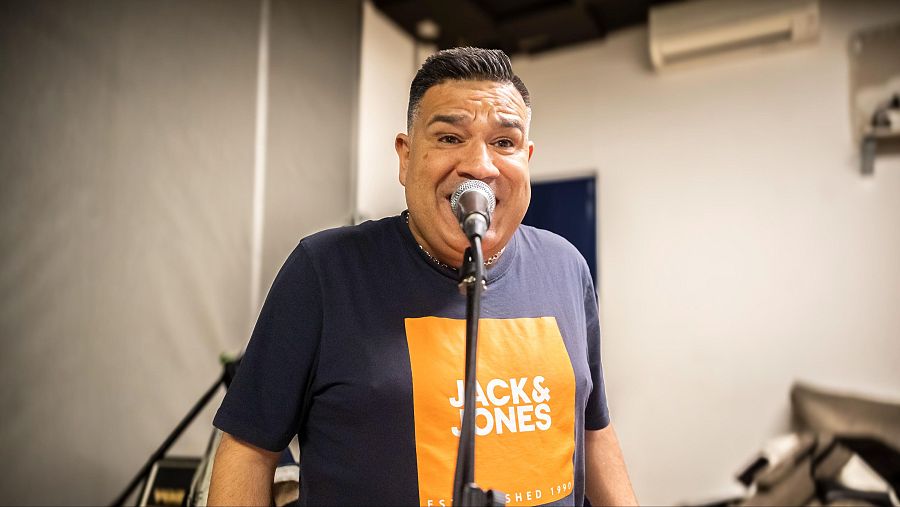 Sicus Carbonell és fundador del grup de rumba catalana 'Sabor de Gràcia'.