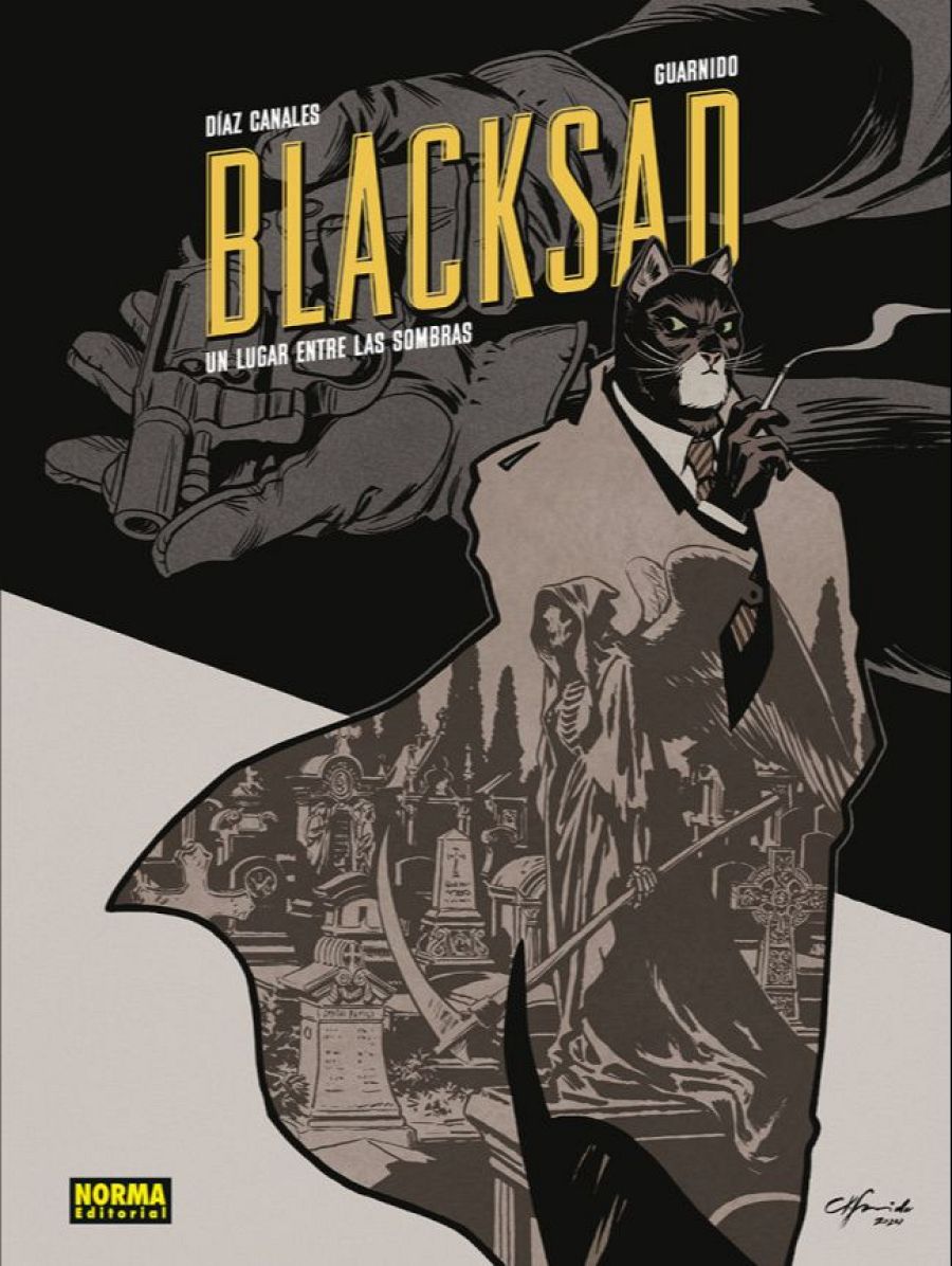 Portada de cómic 'Blacksad': gato antropomórfico con traje y pistola, en un cementerio.  Subtítulo: "Un lugar entre las sombras".