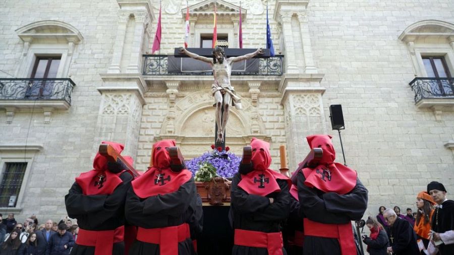 Procesión del Santísimo Cristo de la Luz en Valladolid