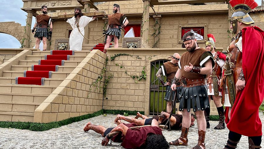 Castro Urdiales recrea las últimas horas de Jesús de Nazaret con su Pasión Viviente