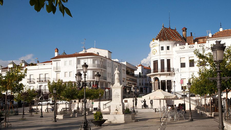 El casino modernista de Arias Montano