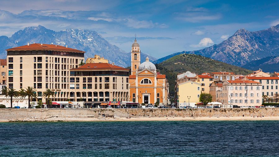 Ajaccio, la ciutat francesa de passat genovès