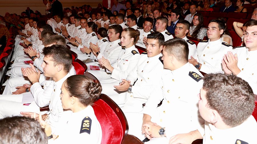 La princesa Leonor, junto a sus compañeros de Elcano, en el Carnegie Hall de Nueva York