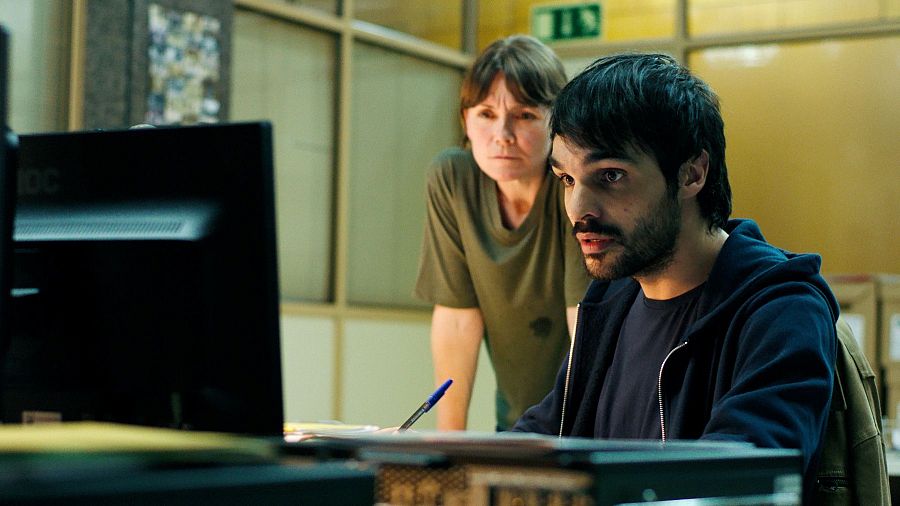 Nagore Aramburu y Eneko Sagardoy, protagonistas de 'Bocas de arena'