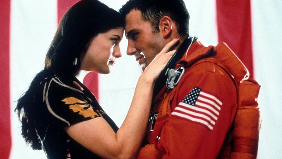 Bruce Willis, Ben Affleck, Liv Tyler y 18 días para salvar el mundo: Así es el éxito de los 90 'Armageddon'