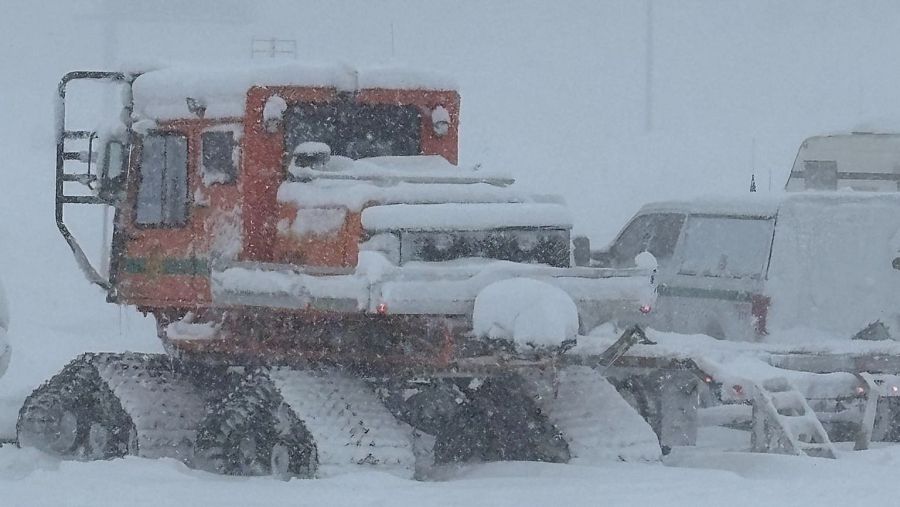 Vehículo para quitar nieve