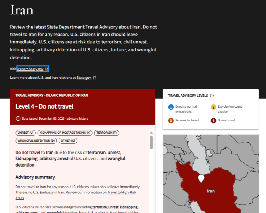 Un aviso de viaje del Departamento de Estado de EE.UU. advierte contra los viajes a Irán. El documento, con fecha de diciembre de 2025, indica el nivel de advertencia 4, "No viajar", debido a peligros como terrorismo y detenciones arbitrarias.