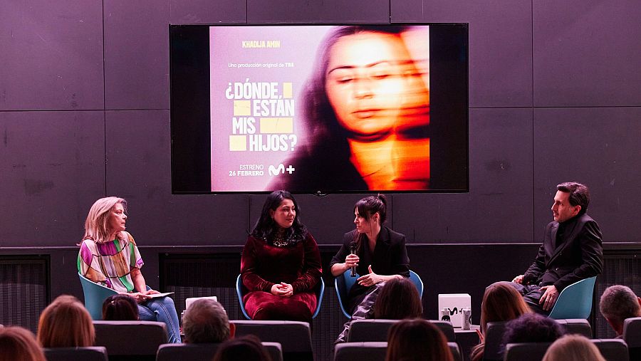 Amin y todo el equipo del documental '¿Dónde están mis hijos?'