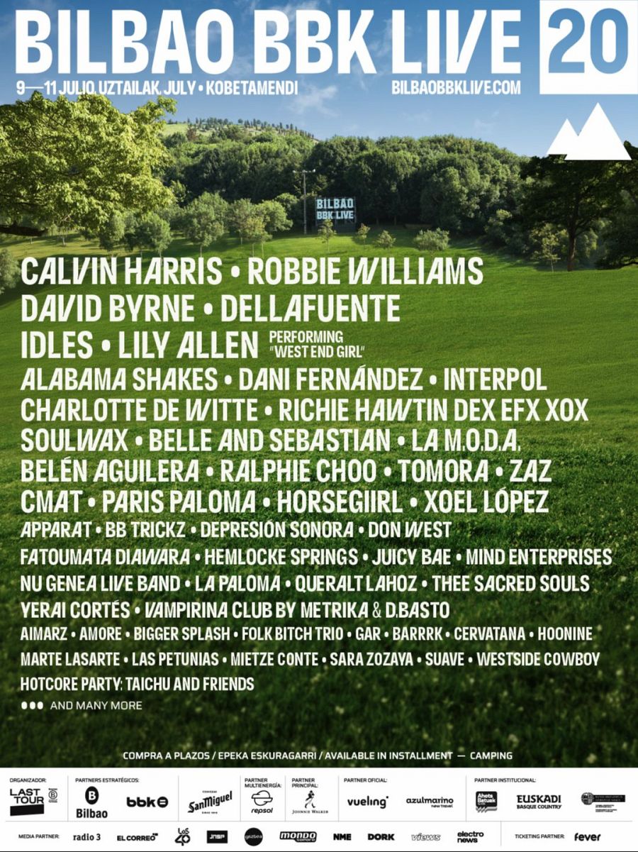 Cartel publicitario del festival Bilbao BBK Live 20, con fechas del 9 al 11 de julio en Kobetamendi. Anuncia artistas como Calvin Harris y Robbie Williams, además de información sobre compra a plazos y camping.