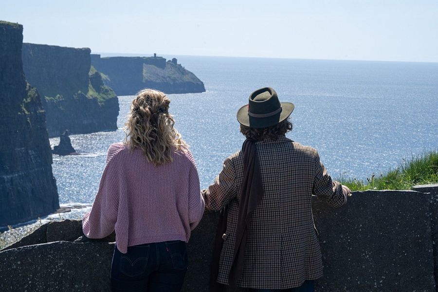Rose Reid y Jedidiah Goodacre en 'Allí me encontrarás'