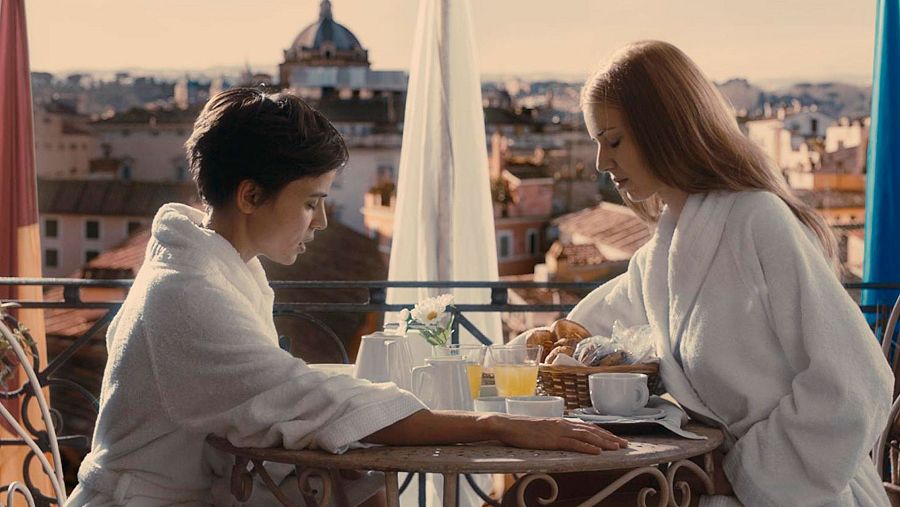 Una habitación en Roma, de Julio Medem con Elena Anaya
