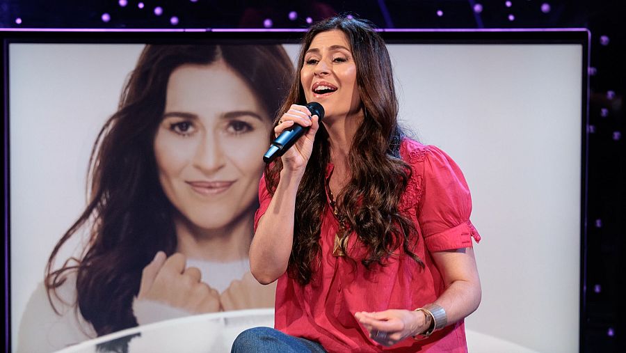 Marilia canta en 'Atención Obras'