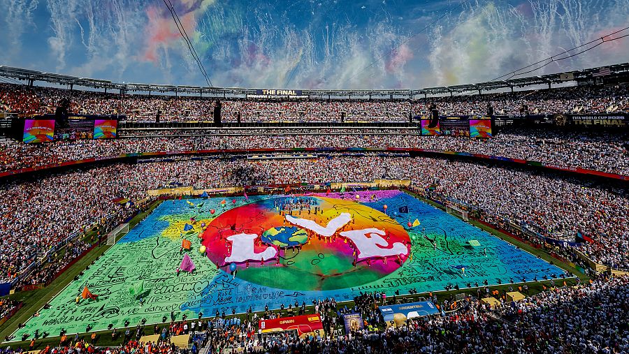 Coldplay y PS22 Chorus
