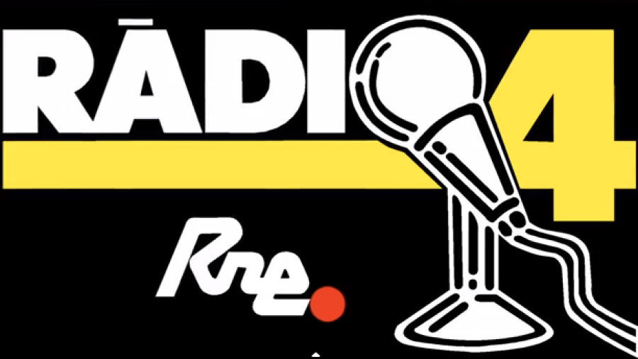 Logo de Ràdio 4 del 1981 al 1977