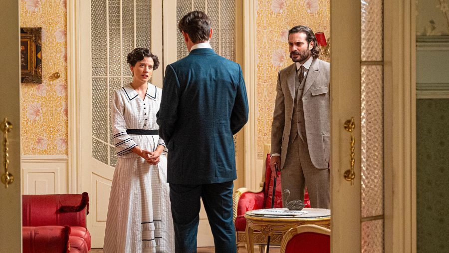 La Promesa: Jacobo quiere desvelar la traición de Martina y Adriano