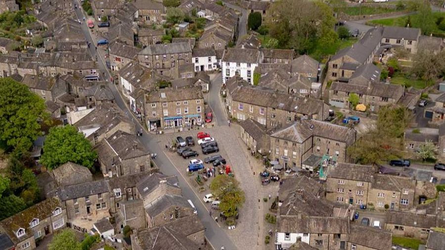 Vista aérea de la plaza principal de Grassington
