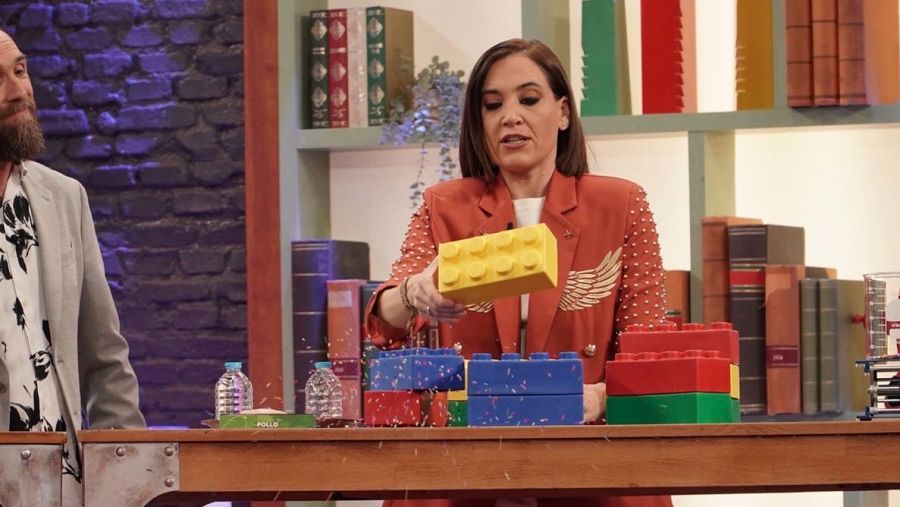 El problema va más allá de los chicles: consumimos unas 52 tarjetas de crédito anuales en microplásticos.