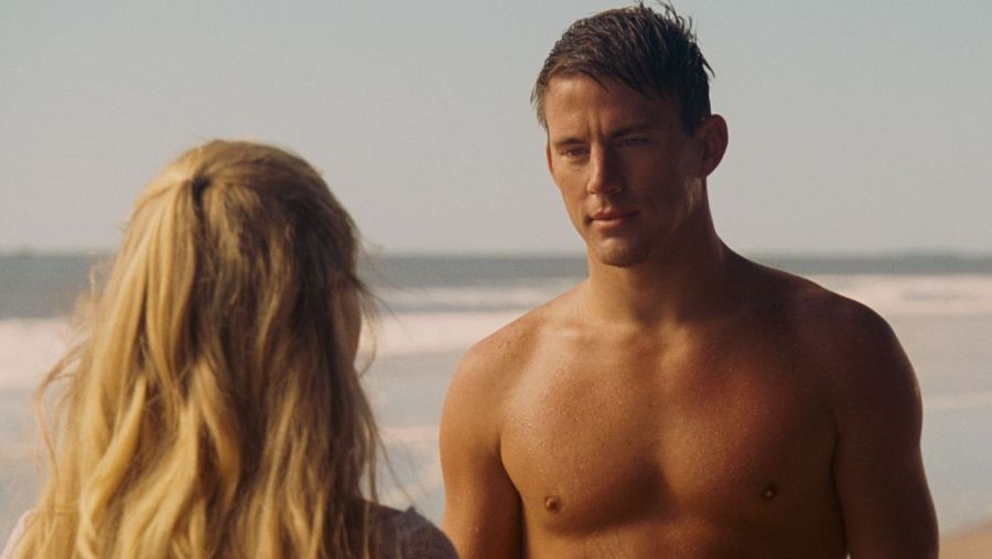 Channing Tatum y Amanda Seyfried en Más allá del amor (dear john)