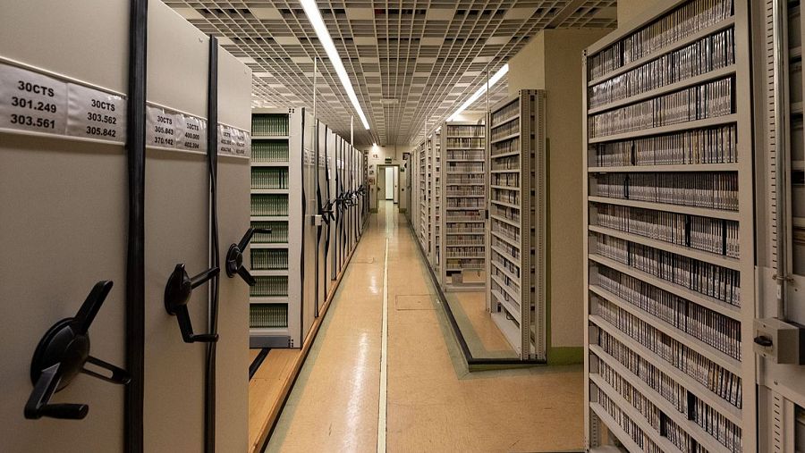 Antena extraordinaria para los profesionales que trabajan en el Archivo RTVE