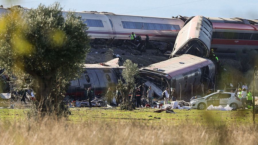 Dos trenes de alta velocidad, uno de Renfe y otro de Iryo, han colisionado en Urda