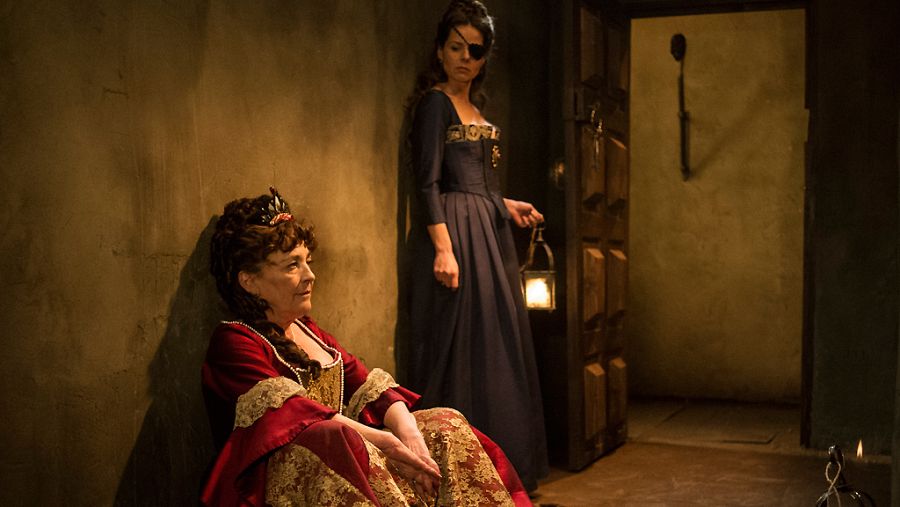 Olivia, cautiva de Lucrecia en el Palacio de Santillana