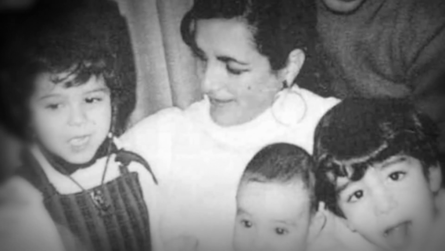 Con su madre