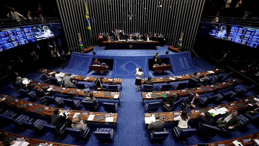Miembros del Senado de Brasil durante el debate sobre la destitución de Dilma Rousseff, el 11 de mayo de 2016. REUTERS/Ueslei Marcelino