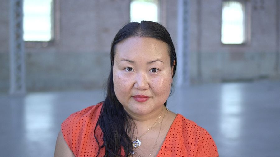 La escritora Hanya Yanagihara, autora de la novela "Tan poca vida"