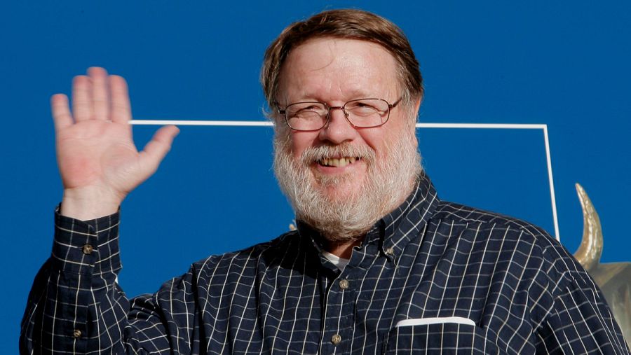 El programador estadounidense Raymond Samuel "Ray" Tomlinson.