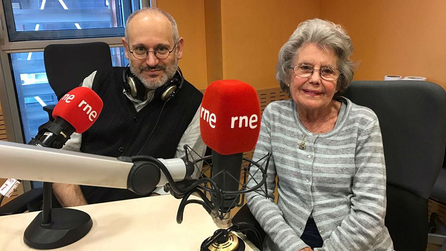 Ricard Mas i Peinado con Eulalia Bas Dalí en Rne Barcelona