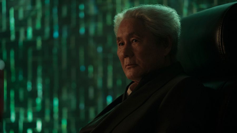Takashi Kitano interpreta al jefe de la Sección 9