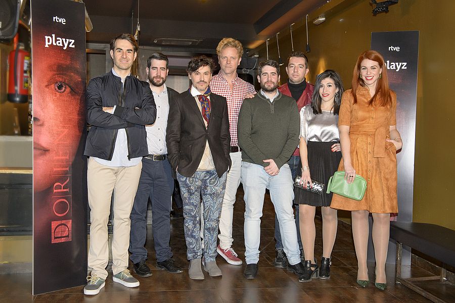 El equipo técnico y artístico de 'Dorien' en la presentación de la serie