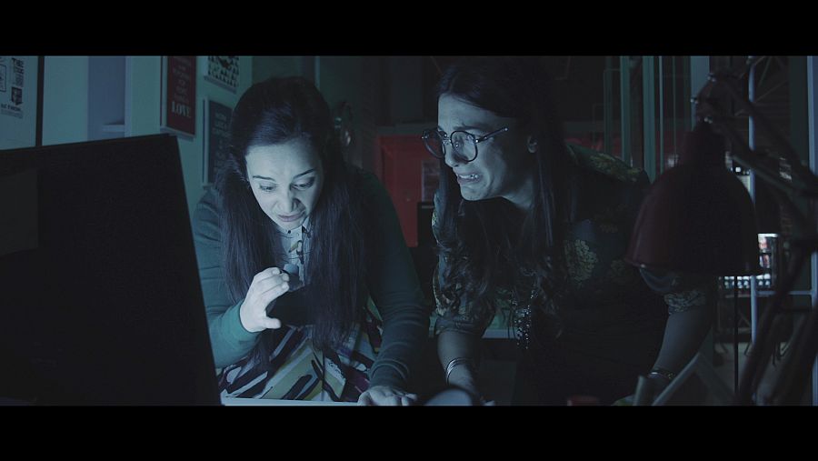 Ana y Lorena pierden los nervios