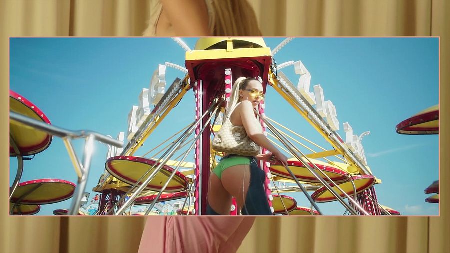 Imagen de Bad Gyal en el videoclip "Jacaranda"