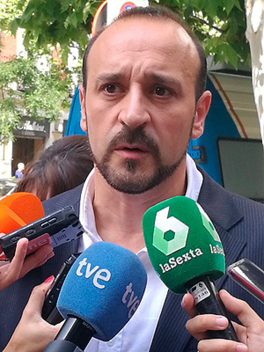 Elio Cabanes.