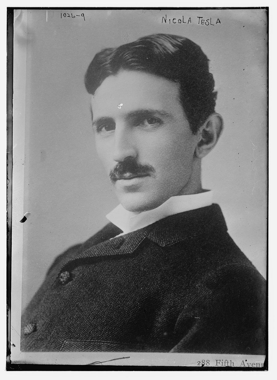 Nikola Tesla tan solo llevaba encima cuatro centavos cuando llegó a Nueva York en 1884 desde Croacia.
