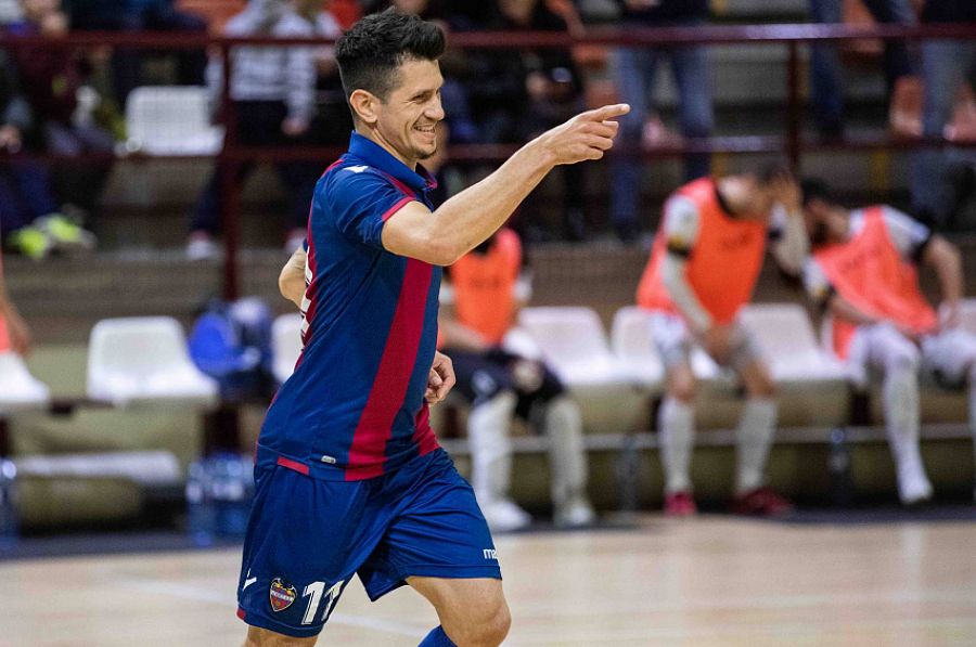 El brasileño Everton Cardoso "Gallo"