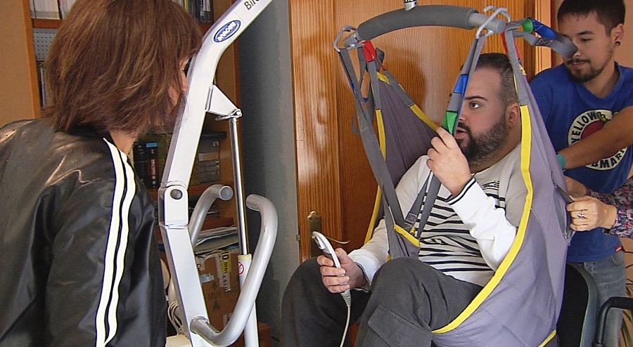 Abrahán  Guirao tiene distrofia muscular