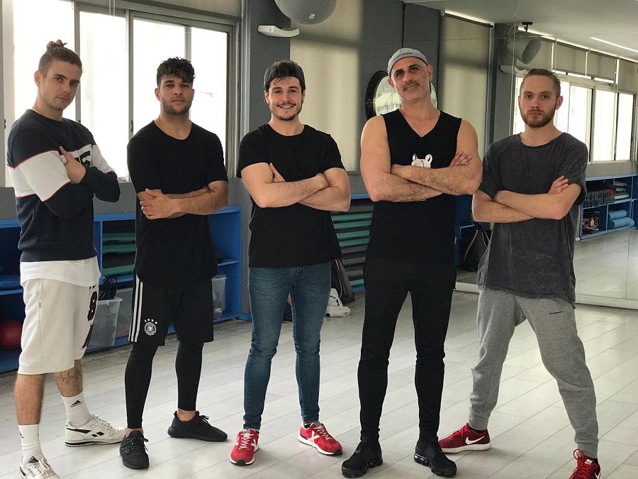 De izda. a dcha. Jenia, Sagi, Miki, Oz y Matan.