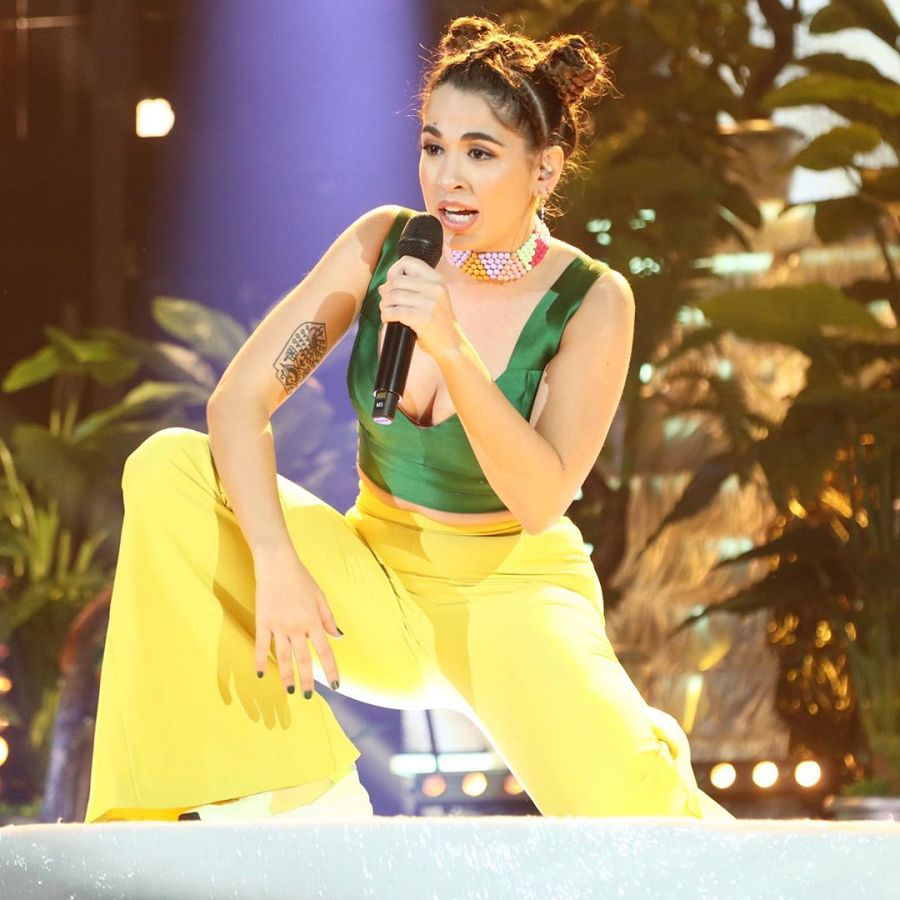 Corazón - Anaju cantando "Sandunguera" durante la Gala 5 de OT