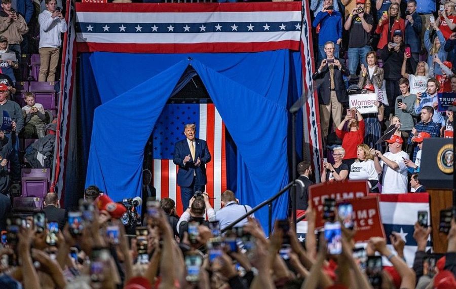 Corazón - Trump se burla del cine coreano y la distrubuidora de EEUU de la misma le responde: "Se entiende, no sabe leer"