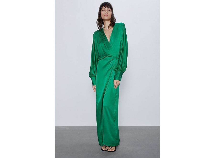 Vestido verde camisero de raso