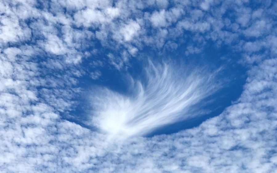Nubes con "agujero"