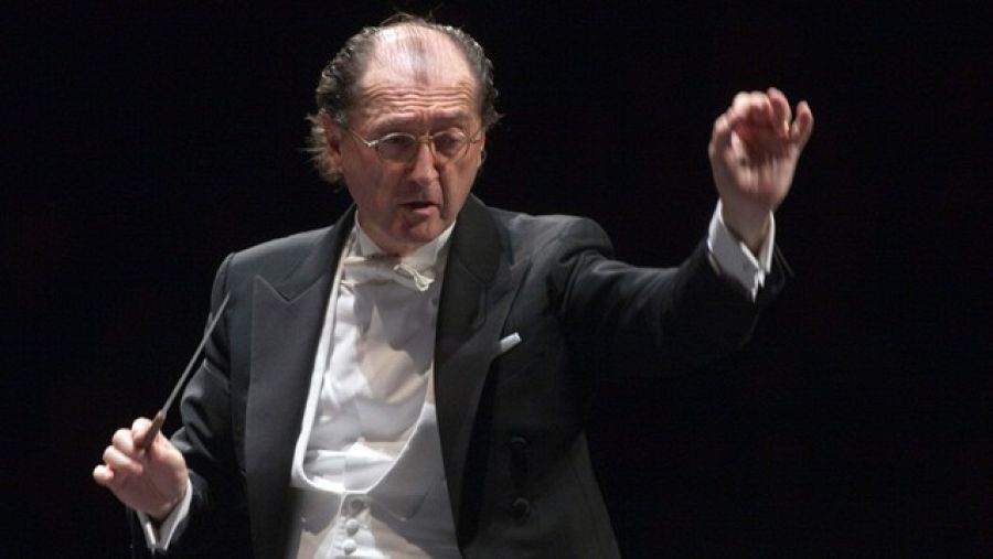 El maestro Maurizio Benini.