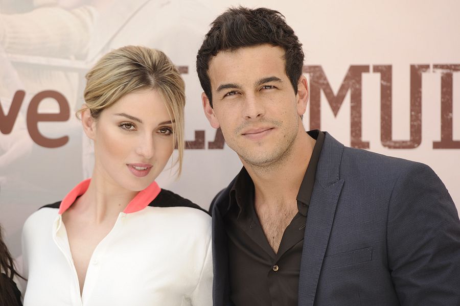 Mario Casas también coincidió con su pareja María Valverde en "La mula"