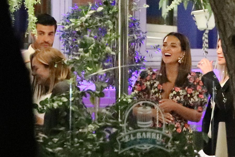 Paula Echevarría y Miguel Torres, de cena con amigos