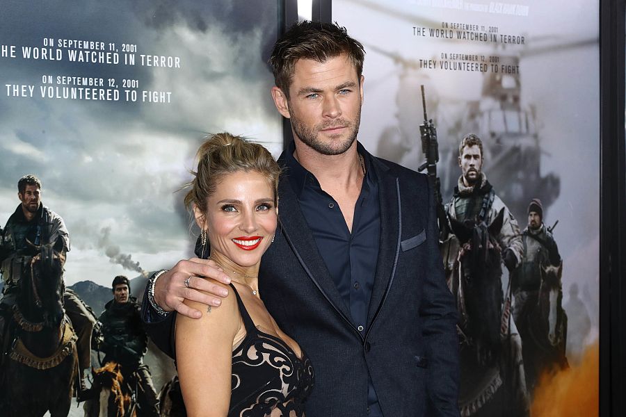 Chris Hemsworth y Elsa Pataky en la premiere de "12 Strong"