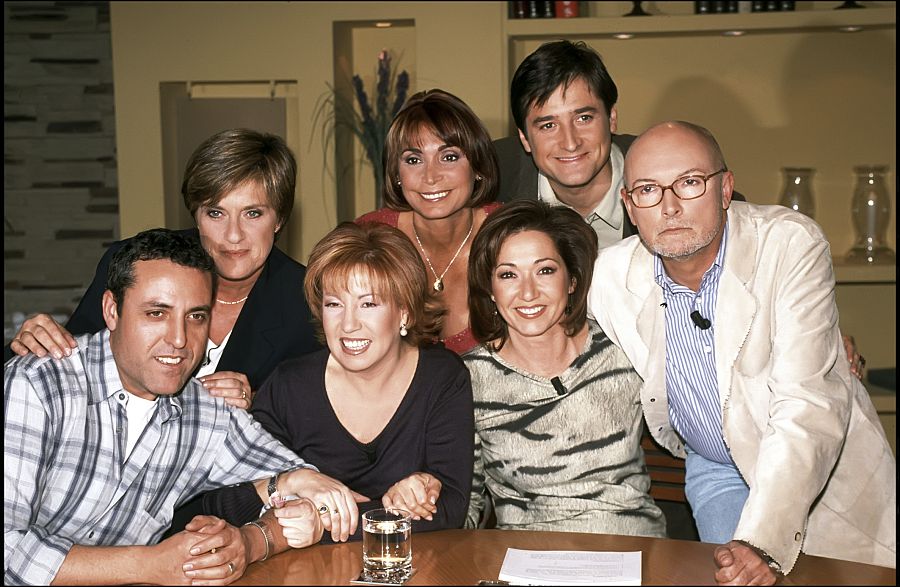 Carlos Garcia Calvo colaborador del programa de Ana Ro sa y Rosa Villacastín