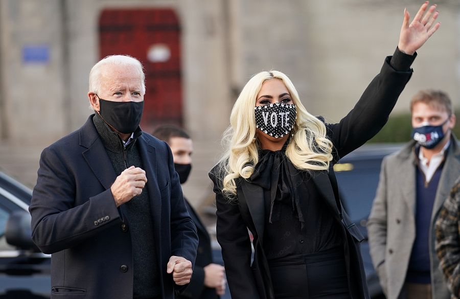 Lady Gaga y Joe Biden durante el último rally demócrata, celebrado en Pittsburgh