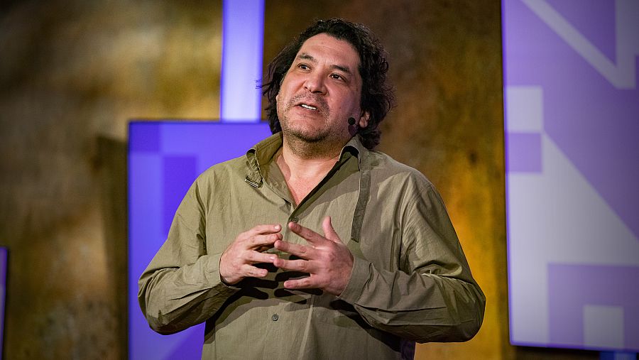 Gastón Acurio en una TED Talk, 2018